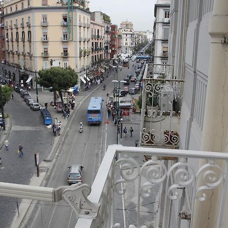 Youthhome B&B Napoli Eksteriør billede
