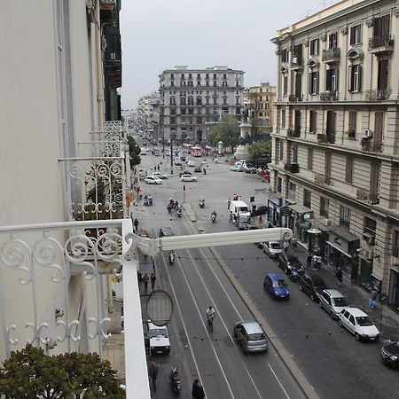 Youthhome B&B Napoli Eksteriør billede