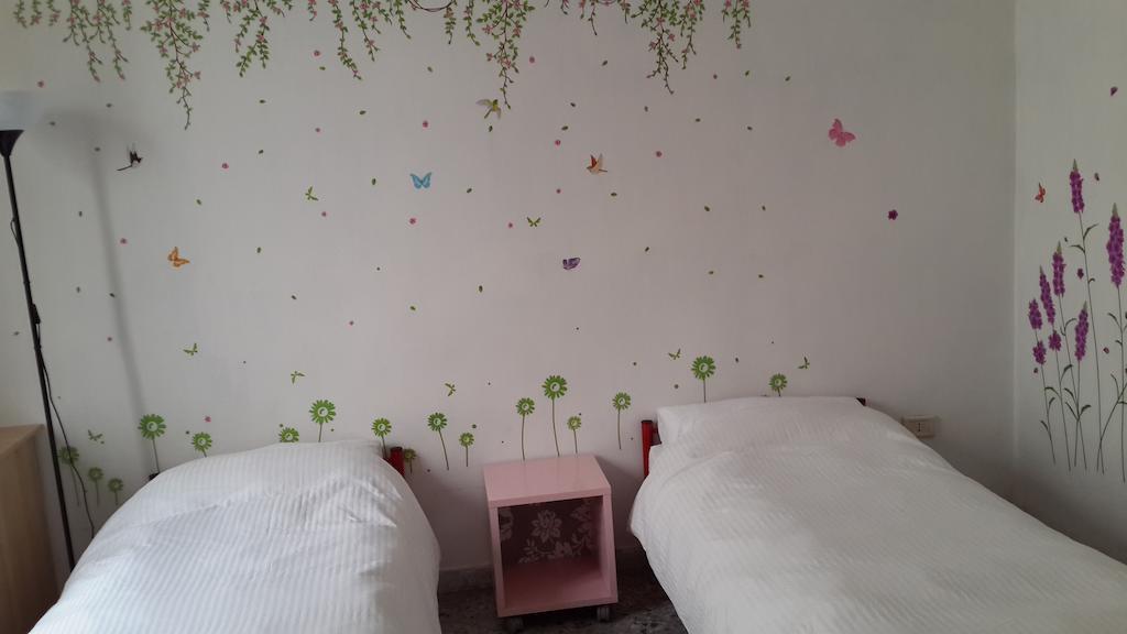 Youthhome B&B Napoli Eksteriør billede