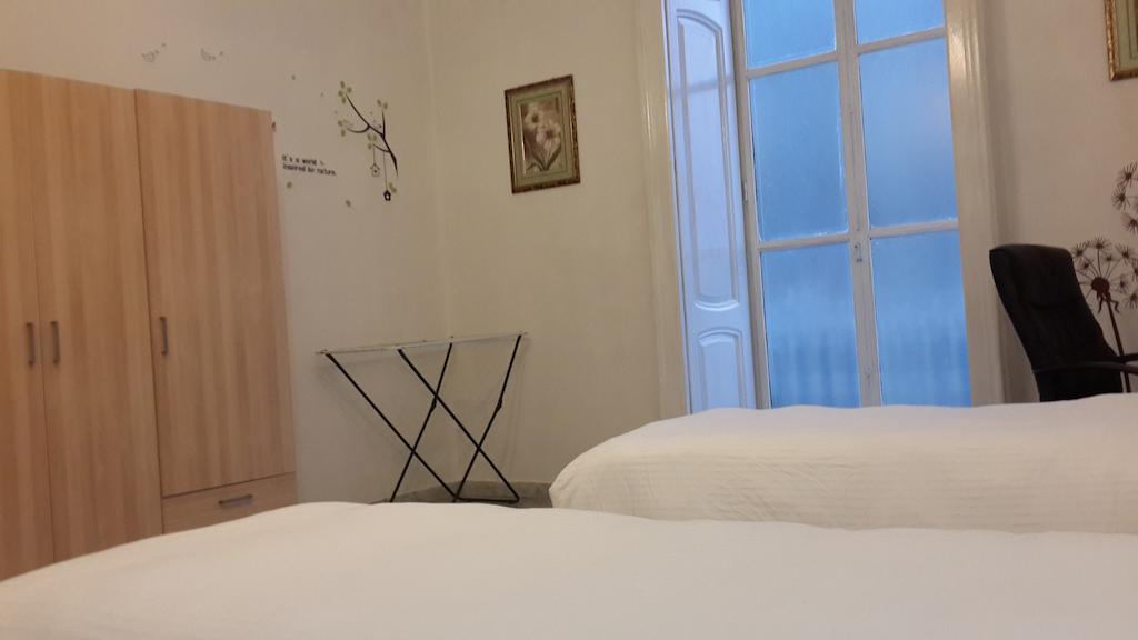 Youthhome B&B Napoli Eksteriør billede